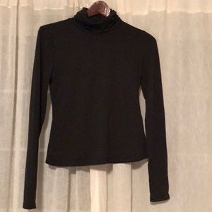 🎈🎈Never worn!! Plain black turtle neck.🎈🎈
